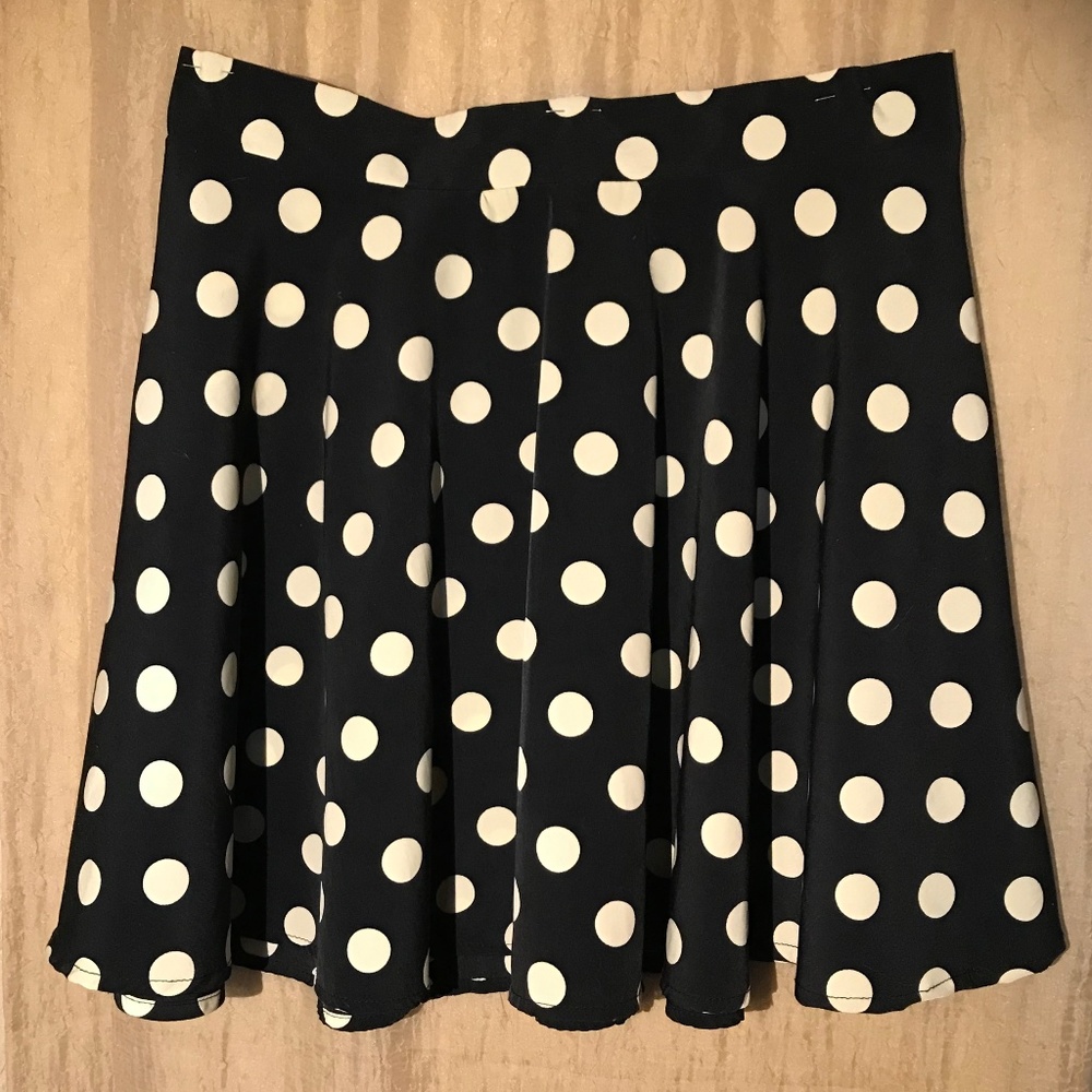 Alya Polka Dot Mini Skirt – Medium